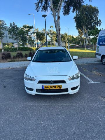 מודעת רכב מיצובישי לנסר