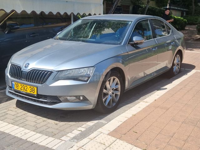 מודעת רכב סקודה סופרב