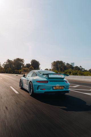 מודעת רכב פורשה 911