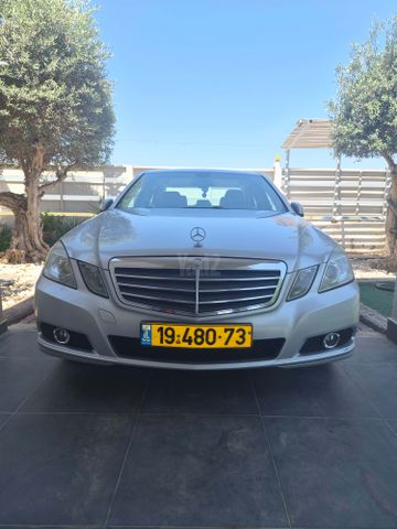 מודעת רכב מרצדס-בנץ E-class