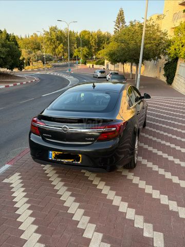 מודעת רכב אופל אינסיגניה