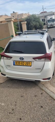 מודעת רכב טויוטה אוריס