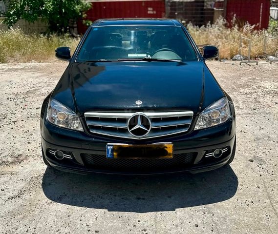 מודעת רכב מרצדס-בנץ C-class