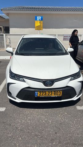 מודעת רכב טויוטה קורולה