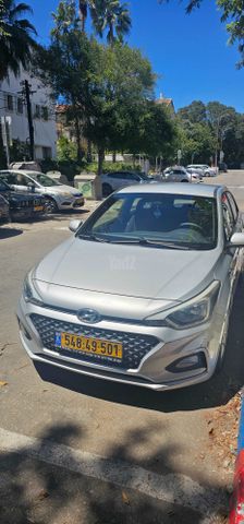 מודעת רכב יונדאי i20