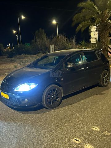 מודעת רכב סיאט לאון