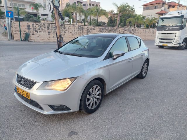 מודעת רכב סיאט לאון