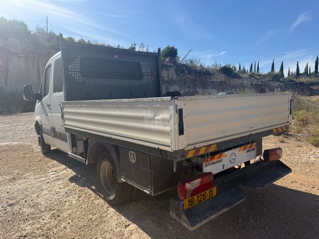 מודעת רכב מרצדס-בנץ ספרינטר