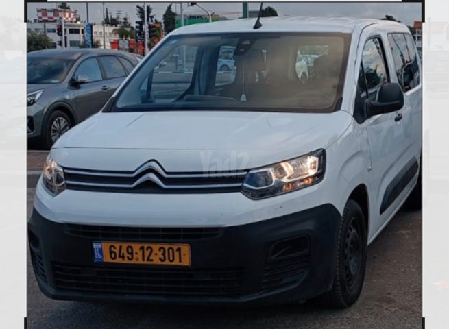 מודעת רכב סיטרואן ברלינגו