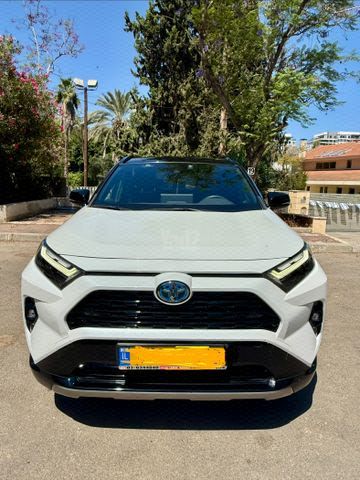 מודעת רכב טויוטה RAV4