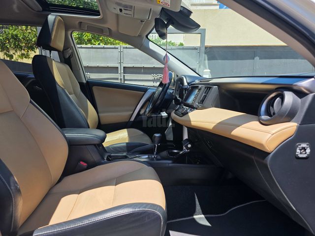 מודעת רכב טויוטה RAV4