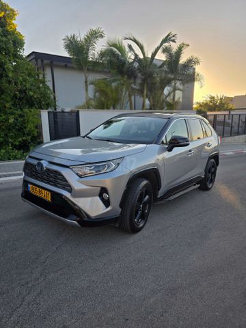 מודעת רכב טויוטה RAV4