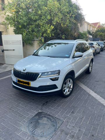 מודעת רכב סקודה קארוק