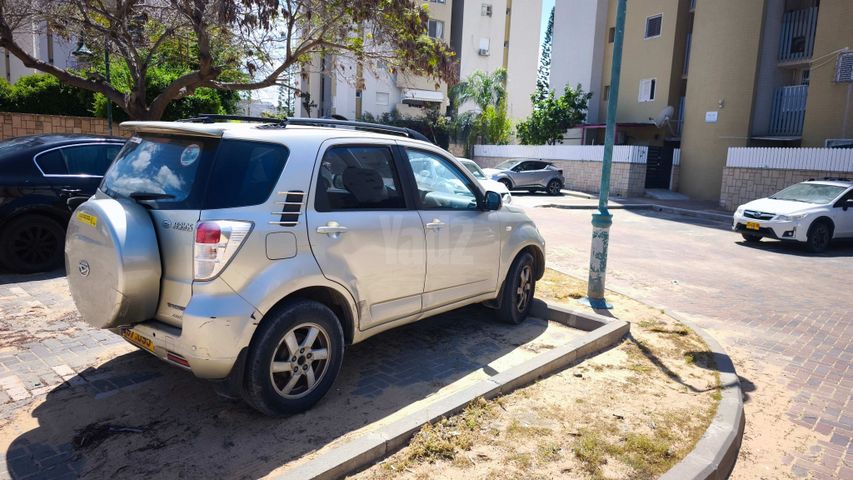 מודעת רכב דייהטסו טריוס