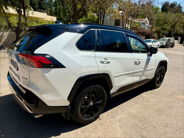 מודעת רכב טויוטה RAV4