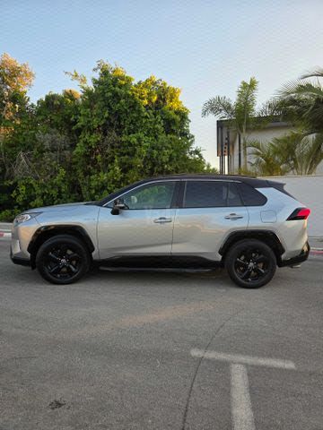 מודעת רכב טויוטה RAV4 2