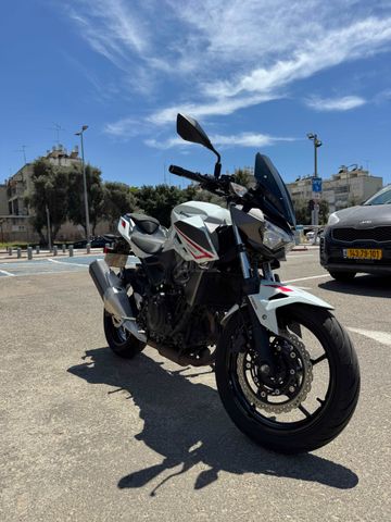 מודעת רכב קאוואסאקי Z400