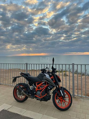מודעת רכב KTM Naked Duke 390