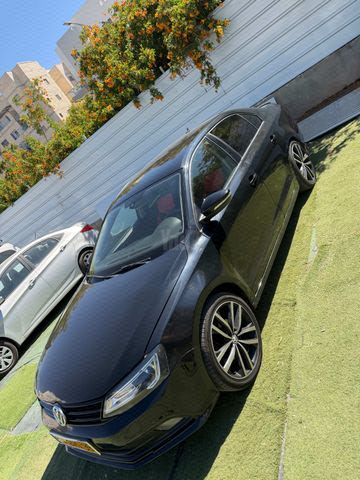 מודעת רכב פולקסווגן ג'טה