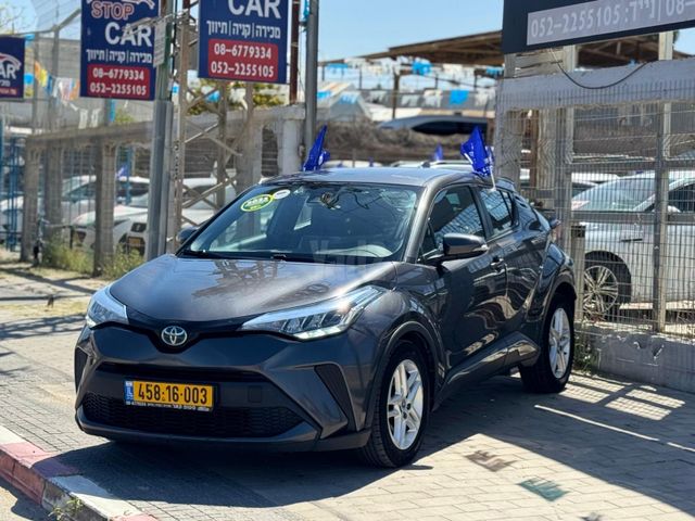 מודעת רכב טויוטה C-HR