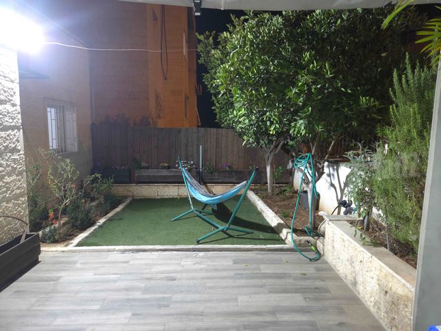 דירת גן למכירה בירושלים — 5