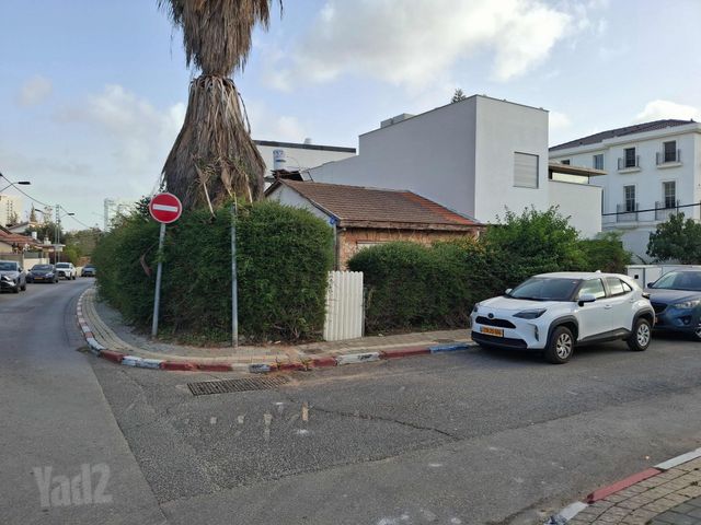 דו משפחתי למכירה בתל אביב יפו — 4