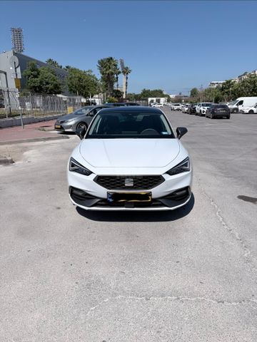 מודעת רכב סיאט לאון