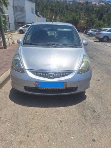מודעת רכב הונדה ג'אז