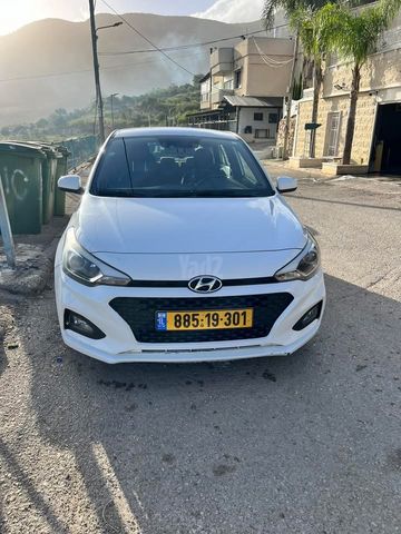 מודעת רכב יונדאי i20