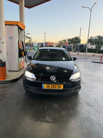 מודעת רכב פולקסווגן ג'טה