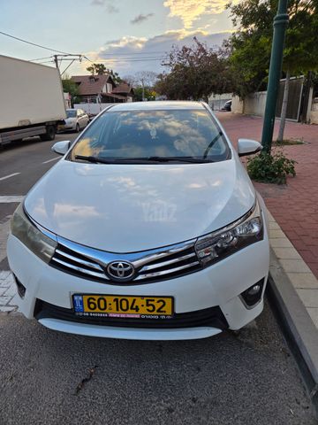 מודעת רכב טויוטה קורולה