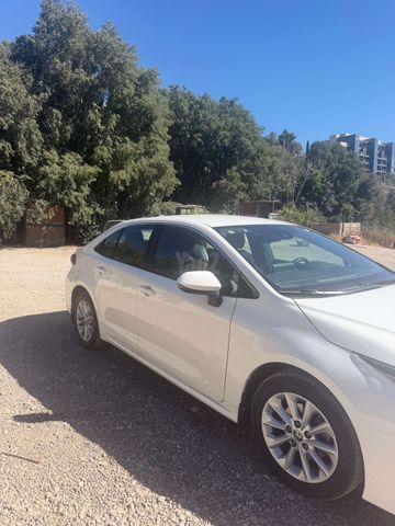 מודעת רכב טויוטה קורולה