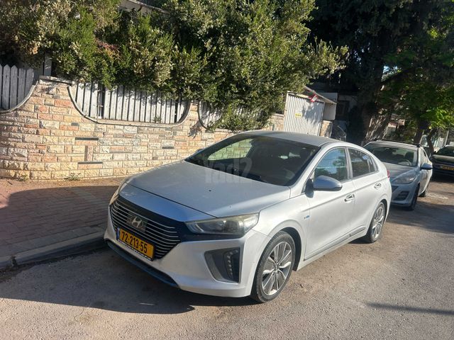מודעת רכב יונדאי איוניק