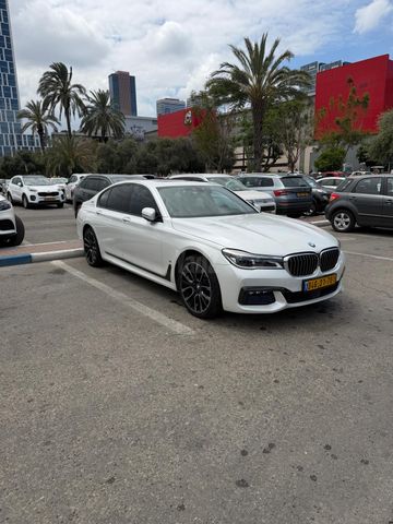 מודעת רכב ב מ וו סדרה 7