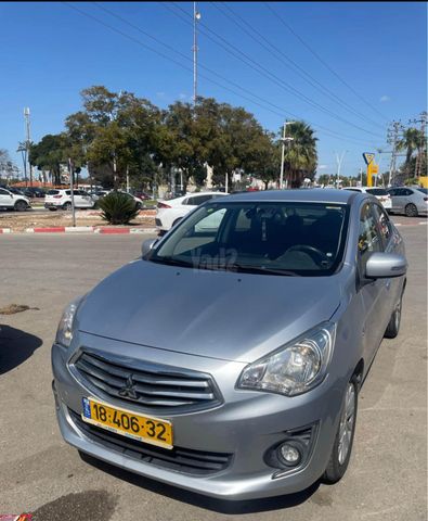 מודעת רכב מיצובישי אטראז'