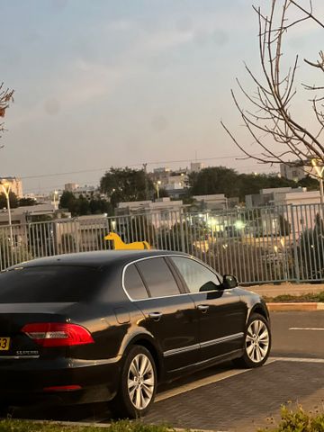 מודעת רכב סקודה סופרב