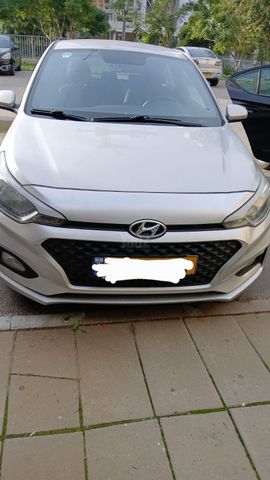 מודעת רכב יונדאי i20