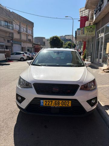 מודעת רכב סיאט ארונה