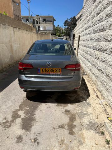 מודעת רכב פולקסווגן ג'טה