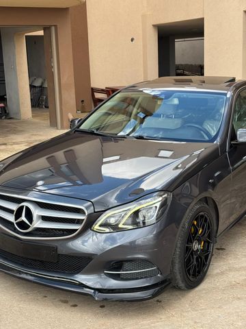 מודעת רכב מרצדס-בנץ E-class