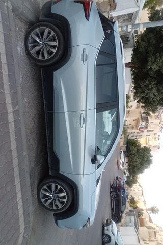 מודעת רכב ג׳יי.איי.סי E-JS4
