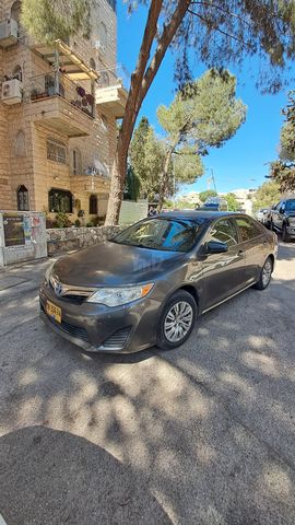 מודעת רכב טויוטה קאמרי