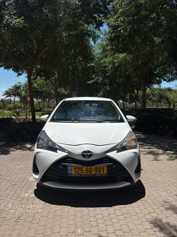 מודעת רכב טויוטה יאריס
