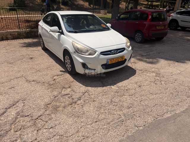 מודעת רכב יונדאי אקסנט i25