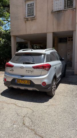 מודעת רכב יונדאי I20 קרוס