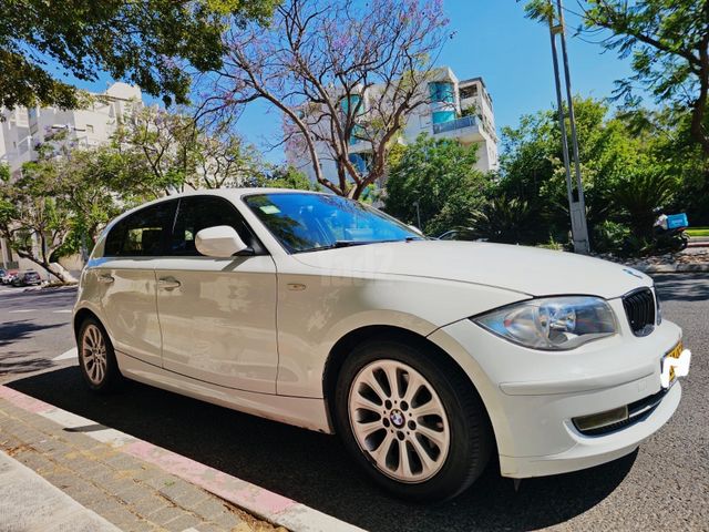 מודעת רכב ב מ וו סדרה 1