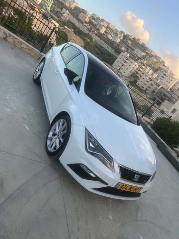 מודעת רכב סיאט לאון