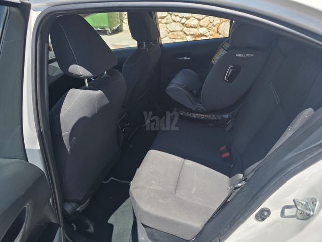 מודעת רכב טויוטה קורולה
