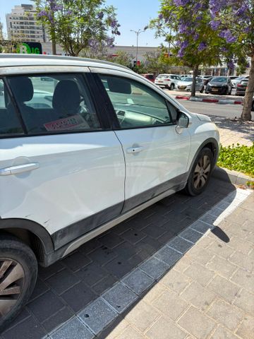 מודעת רכב סוזוקי קרוסאובר