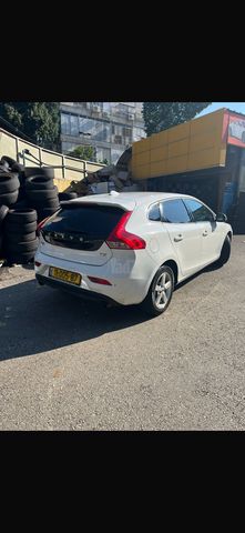 מודעת רכב וולוו V40